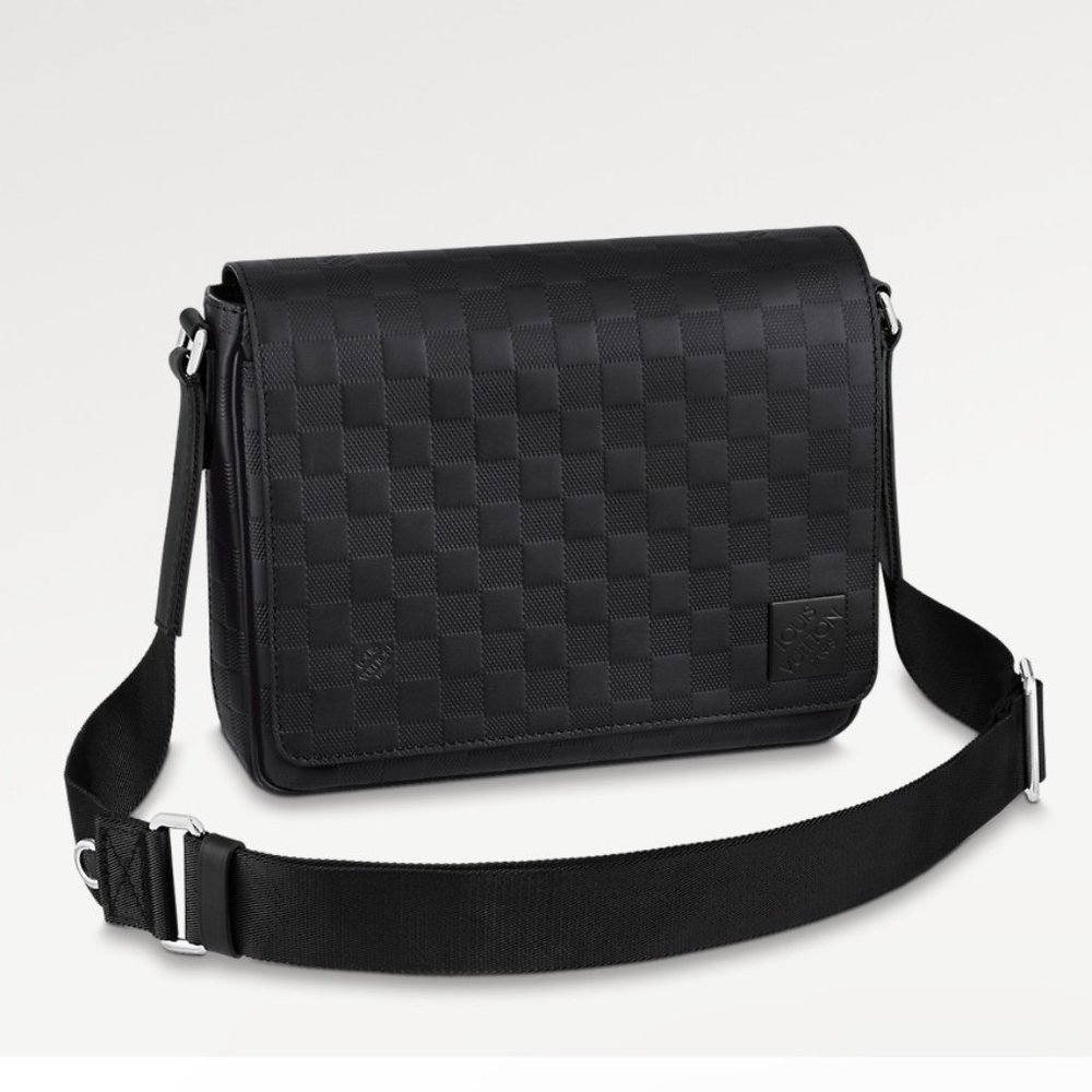 Louis Vuitton District PM Excellent Used Condition